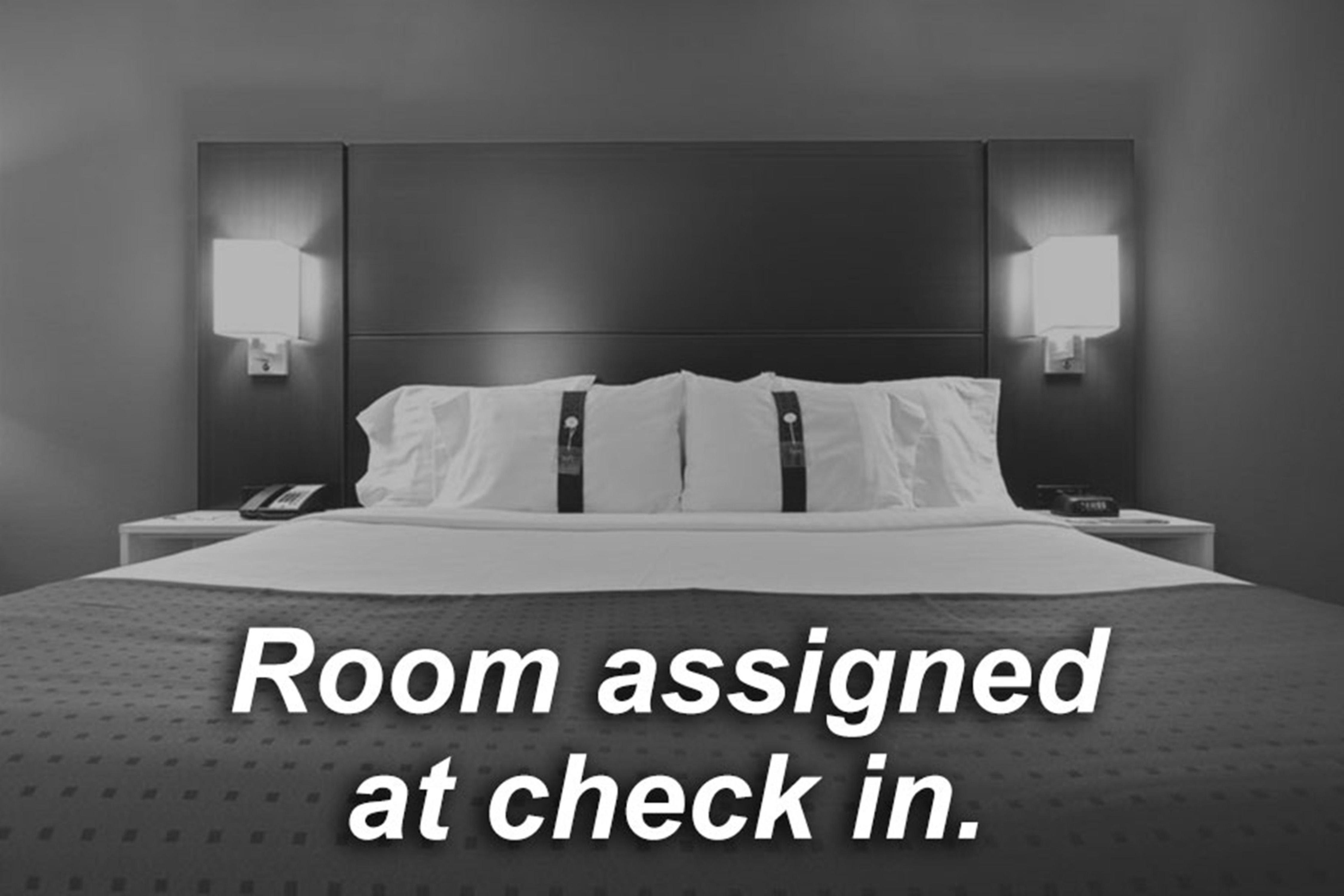 Holiday Inn Express Devils Lake By Ihg מראה חיצוני תמונה