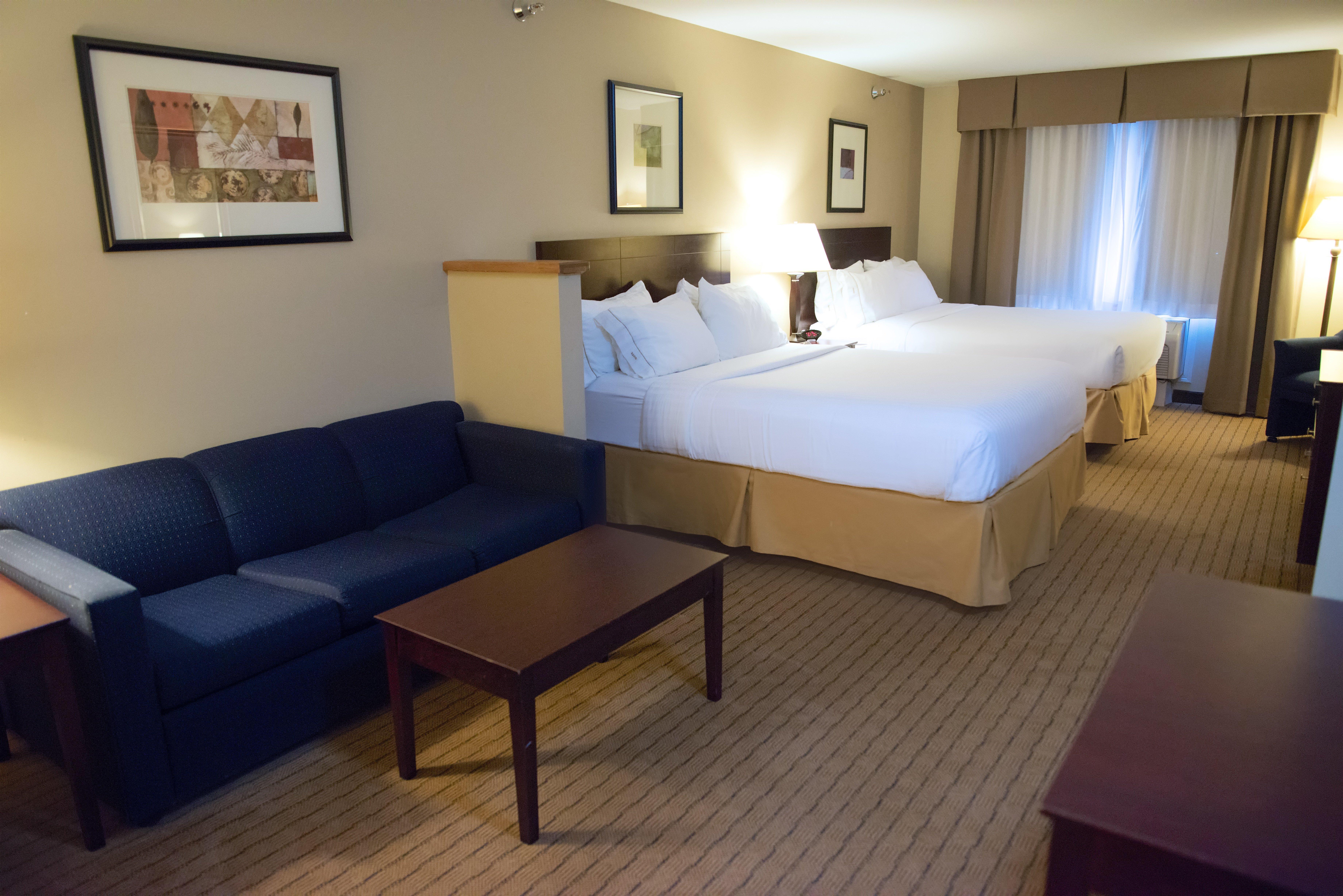 Holiday Inn Express Devils Lake By Ihg מראה חיצוני תמונה